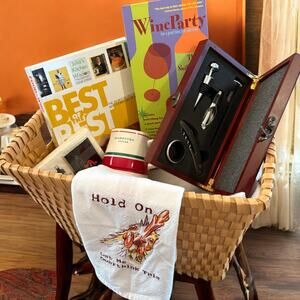 Curated Gift Bundle "Wine Night" Housewarming Unique
